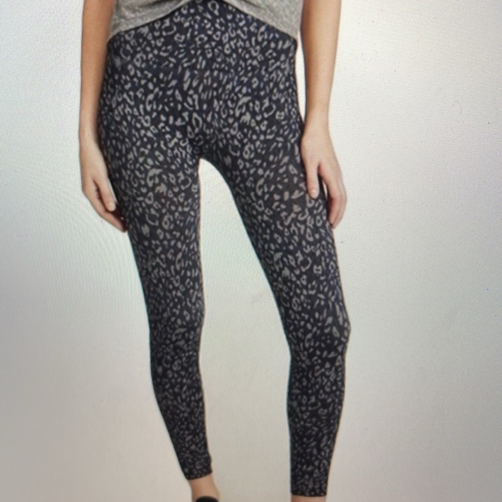 Spanx leopard print leggings sz L